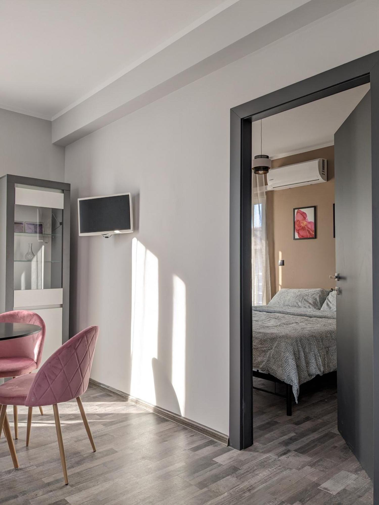 Bardolino Center Apartments Bagian luar foto