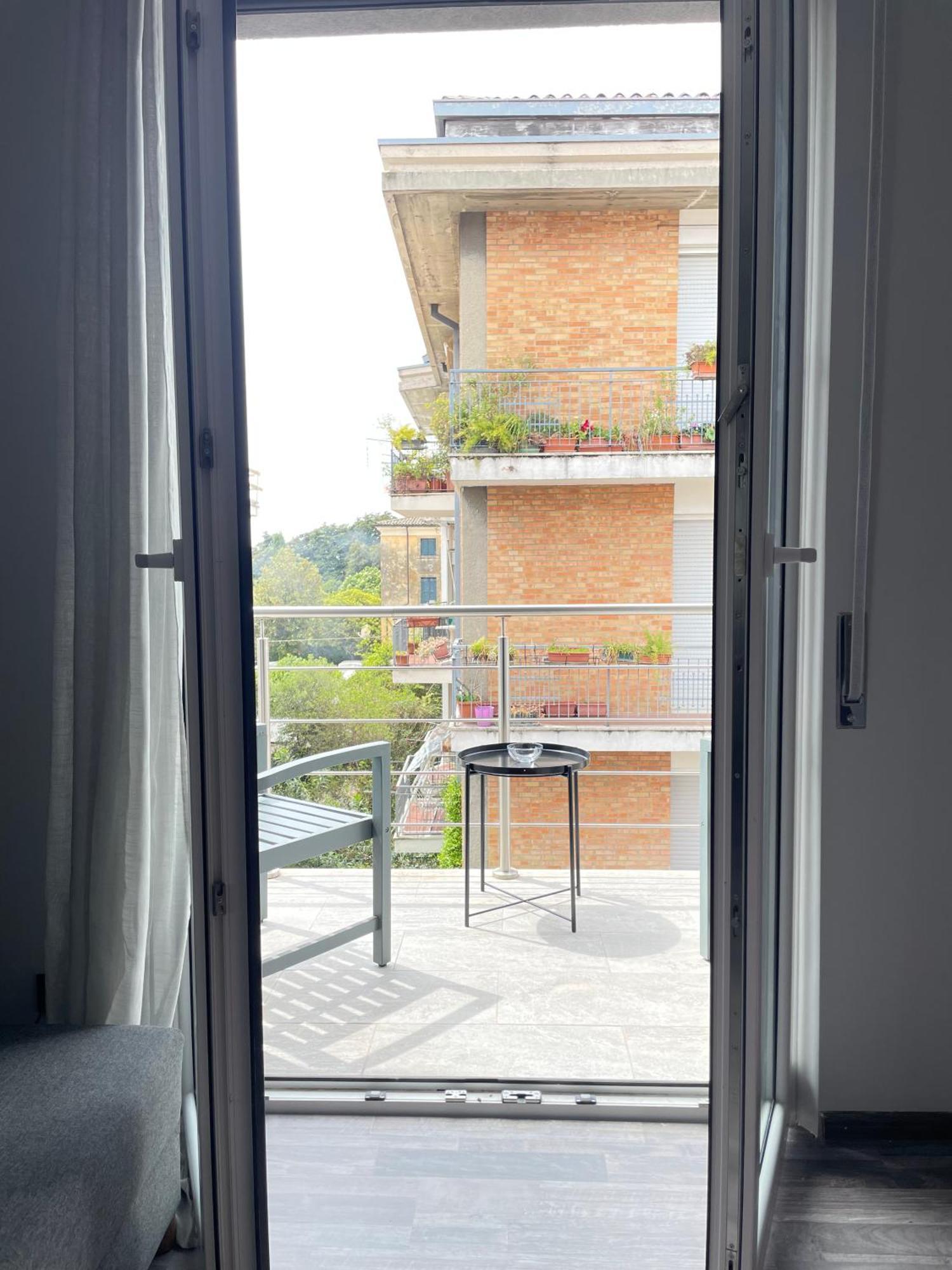 Bardolino Center Apartments Bagian luar foto