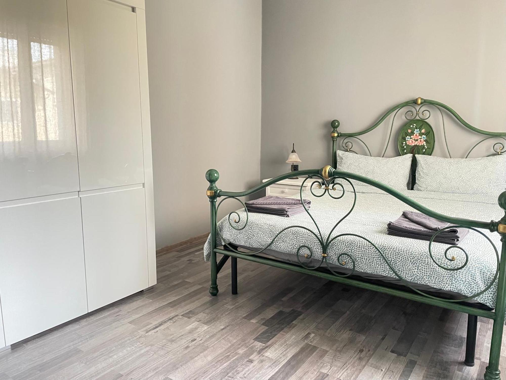 Bardolino Center Apartments Bagian luar foto