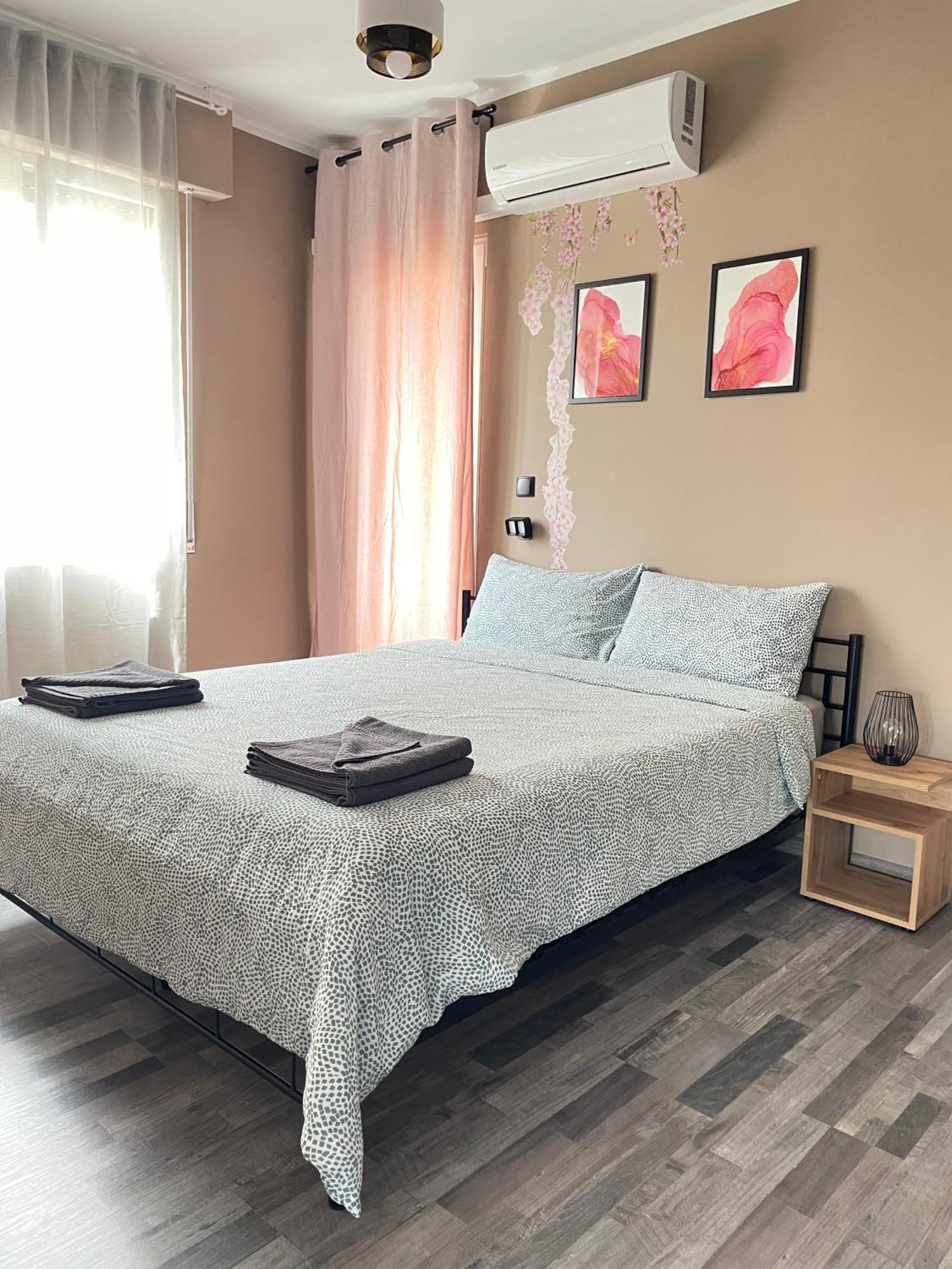 Bardolino Center Apartments Bagian luar foto